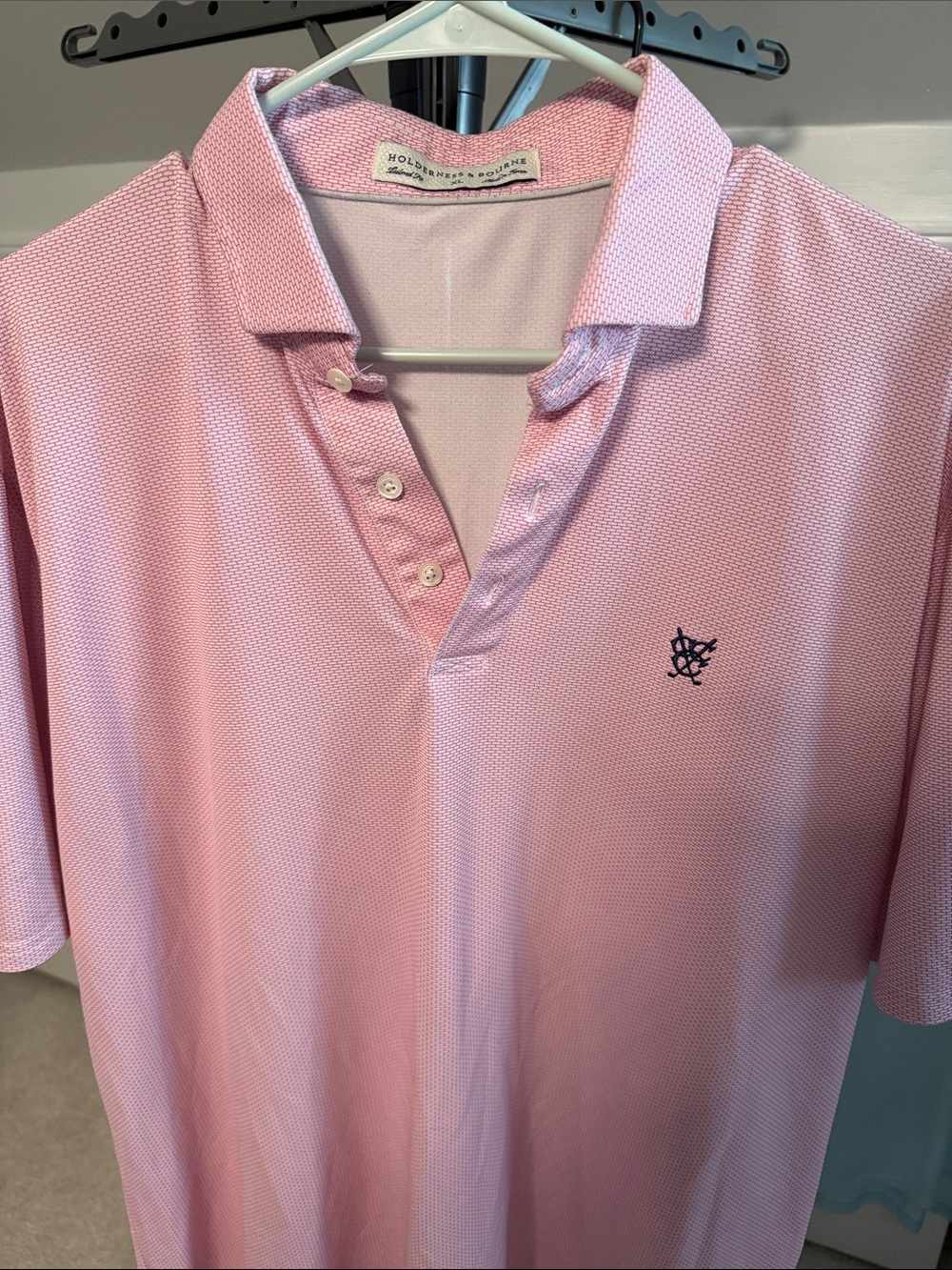 Holderness & Bourne Men's Lightweight Pink Polo with Contrast Logo